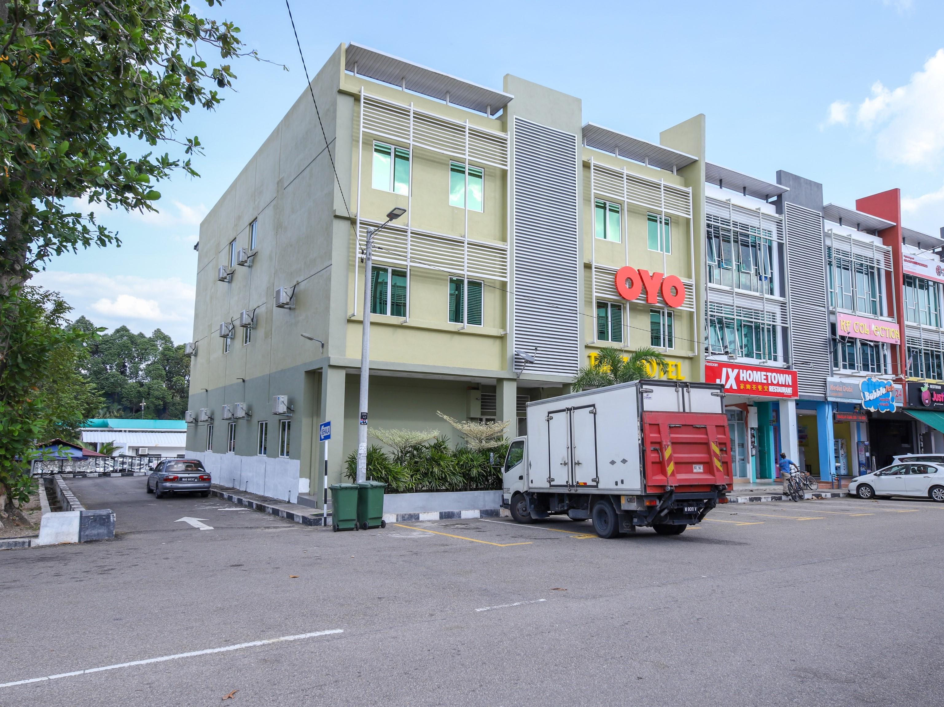 OYO 89839 Riaz Hotel Malacca Exterior foto